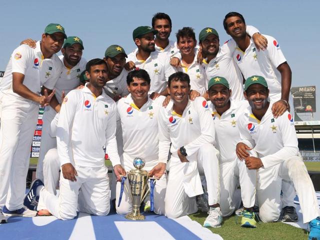 Pakistan's Sarfraz Ahmed, centre, celebrates Pakistan’s win after the final wicket of England's Ben Stokes falls during the third Test in Sharjah on November 5, 2015. (Reuters Photo) Pakistan's Sarfraz Ahmed, centre, celebrates Pakistan’s win after the final wicket of England's Ben Stokes falls during the third Test in Sharjah on November 5, 2015. (Reuters Photo)