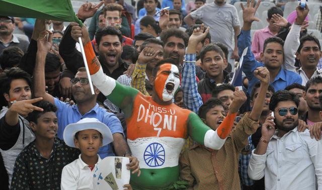 India fans in Mohali came out in force but their team disappointed on the first day of the Test. (Gurpreet Singh/ HT Photo) India fans in Mohali came out in force but their team disappointed on the first day of the Test. (Gurpreet Singh/ HT Photo)