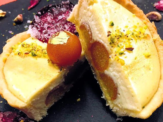 Gulab Jamun Cheesecake Trat, we bet you never thought of this. Gulab Jamun Cheesecake Trat, we bet you never thought of this.