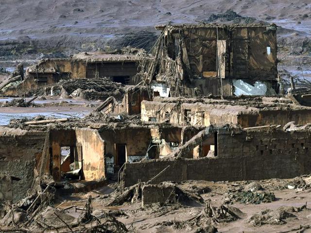 View of destroyed houses after a dam burst in the village of Bento Rodrigues, in Mariana, Minas Gerais state, Brazil on November 6, 2015. (AFP) View of destroyed houses after a dam burst in the village of Bento Rodrigues, in Mariana, Minas Gerais state, Brazil on November 6, 2015. (AFP)