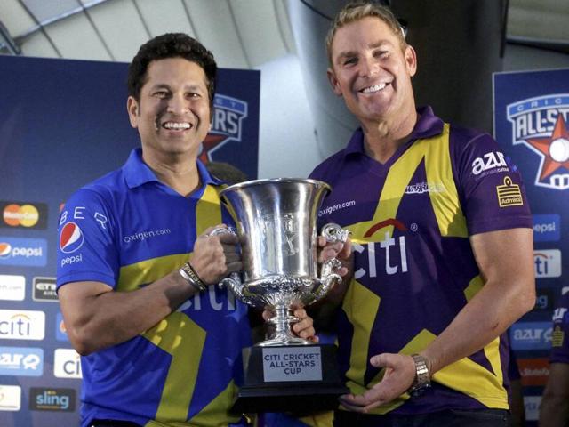 Sachin Tendulkar, left and Shane Warne pose with the Cricket All Stars Cup during a news conference in New York ahead of the three-game series to be played in New York, Houston and Los Angeles, on November 5, 2015. (AP Photo) Sachin Tendulkar, left and Shane Warne pose with the Cricket All Stars Cup during a news conference in New York ahead of the three-game series to be played in New York, Houston and Los Angeles, on November 5, 2015. (AP Photo)