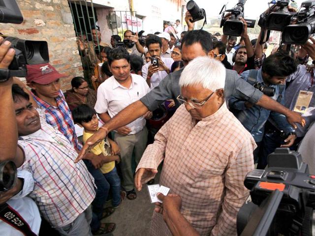 Lalu Prasad after casting his vote at a veterinary college, in Patna. (arvind yadav/ ht photo) Lalu Prasad after casting his vote at a veterinary college, in Patna. (arvind yadav/ ht photo)