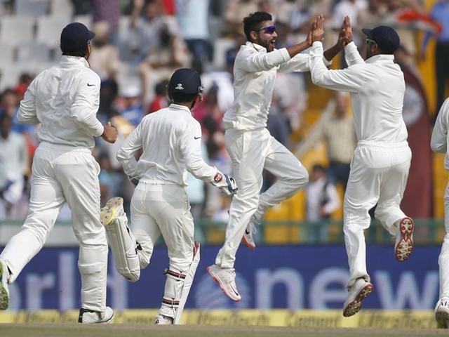 India's Ravindra Jadeja, second from right, celebrates with teammates after dismissing South Africa's captain Hashim Amla (not pictured). (Reuters Photo) India's Ravindra Jadeja, second from right, celebrates with teammates after dismissing South Africa's captain Hashim Amla (not pictured). (Reuters Photo)