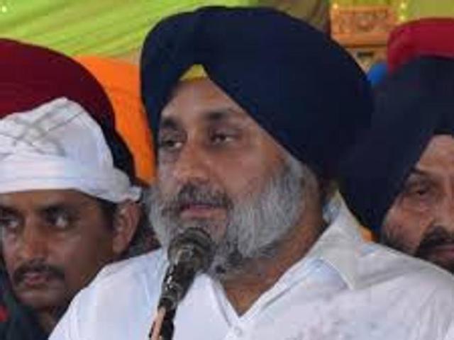 Deputy chief minister Sukhbir Singh Badal held a public meeting of party office-bearers of Bathinda, Faridkot and Mansa districts here on Sunday, in which he directed MLAs, halqa in-charges, district presidents and circle incharges to make the rallies a success (HT Photo) Deputy chief minister Sukhbir Singh Badal held a public meeting of party office-bearers of Bathinda, Faridkot and Mansa districts here on Sunday, in which he directed MLAs, halqa in-charges, district presidents and circle incharges to make the rallies a success (HT Photo)