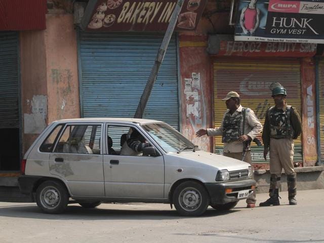 Authorities, apprehending more law and order problems today, imposed restrictions on the movement of people in seven police station areas. (HT PHOTO)
