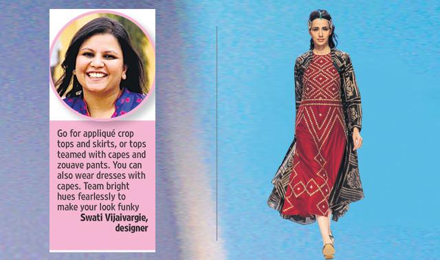 Mahua Moitra looks elegant in colourblocked handwoven sari on