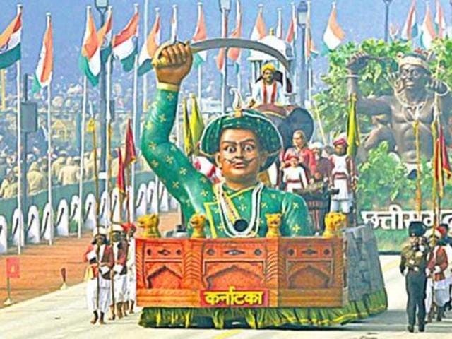 Jnanpith awardee Girish Karnad on Tuesday said 18th century Mysore ruler Tipu Sultan would have enjoyed the same status as of Maratha king Chhatrapathi Shivaji, if he was a Hindu and not a Muslim. (HT File Photo) Jnanpith awardee Girish Karnad on Tuesday said 18th century Mysore ruler Tipu Sultan would have enjoyed the same status as of Maratha king Chhatrapathi Shivaji, if he was a Hindu and not a Muslim. (HT File Photo)