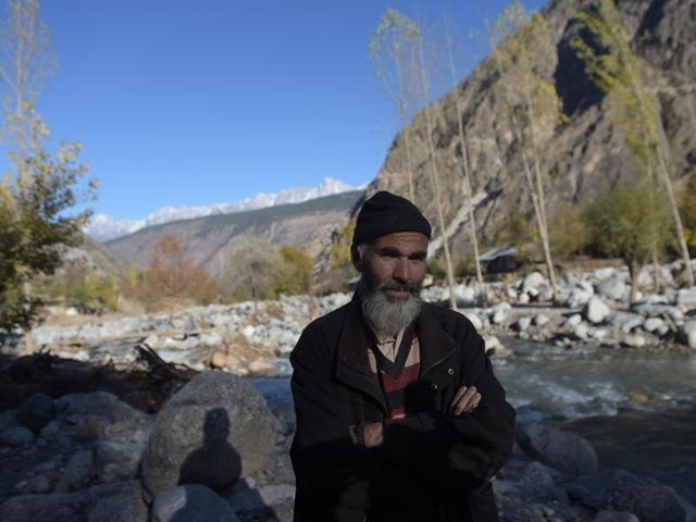 n this photograph taken on October 30, 2015, Shaikh Abdul Rehman, a Kalash resident who converted to Islam, speaks during an interview in Brun village in Bumburate valley. Conservative Muslims in Pakistan's northwest are blaming the animist Kalash for a powerful earthquake that flattened entire villages in October. (AFP Photo) n this photograph taken on October 30, 2015, Shaikh Abdul Rehman, a Kalash resident who converted to Islam, speaks during an interview in Brun village in Bumburate valley. Conservative Muslims in Pakistan's northwest are blaming the animist Kalash for a powerful earthquake that flattened entire villages in October. (AFP Photo)