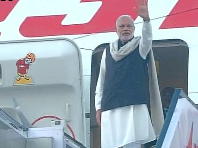 After arriving in London this afternoon, Modi will have talks with Cameron at 10 Downing Street. (ANI Photo) After arriving in London this afternoon, Modi will have talks with Cameron at 10 Downing Street. (ANI Photo)