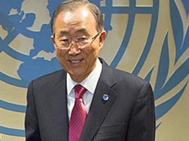 Expressing concern over the obstruction of essential supplies to Nepal, UN chief Ban Ki-moon(R) has called on “all sides” to lift the blockade at the Indo-Nepal border. (AP File Photo) Expressing concern over the obstruction of essential supplies to Nepal, UN chief Ban Ki-moon(R) has called on “all sides” to lift the blockade at the Indo-Nepal border. (AP File Photo)