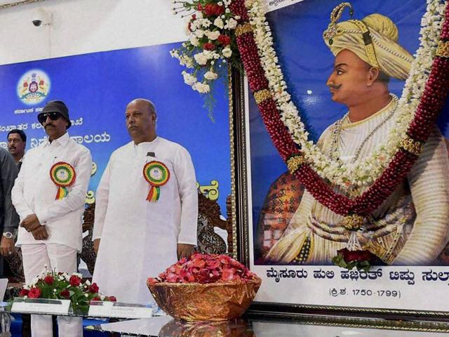 Several were injured as violence broke out in Madikeri town over celebrations to mark the birth anniversary of 18th century Mysore ruler Tipu Sultan, in Karnataka. (Bangalore News Photos via HT) Several were injured as violence broke out in Madikeri town over celebrations to mark the birth anniversary of 18th century Mysore ruler Tipu Sultan, in Karnataka. (Bangalore News Photos via HT)