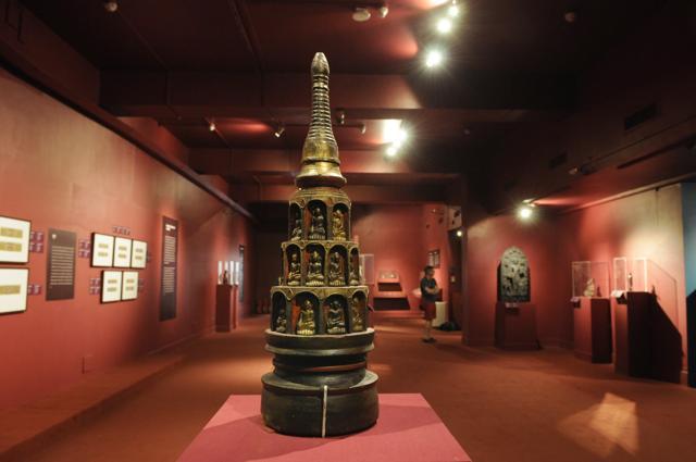 A model of a pagoda from Myanmar. (Photo by Saumya Khandelwal/ Hindustan Times) A model of a pagoda from Myanmar. (Photo by Saumya Khandelwal/ Hindustan Times)