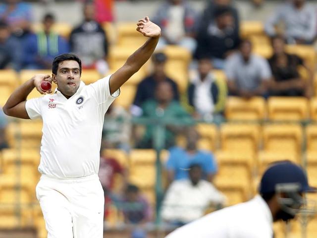Ravichandran Ashwin in action during the first innings. (Ajay Aggarwal/HT Photo)