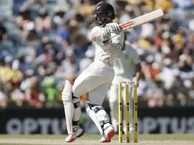 New Zealand’s Kane Williamson plays a hook shot against Australia during the Test match in Perth on November 14, 2015. (AP Photo) New Zealand’s Kane Williamson plays a hook shot against Australia during the Test match in Perth on November 14, 2015. (AP Photo)