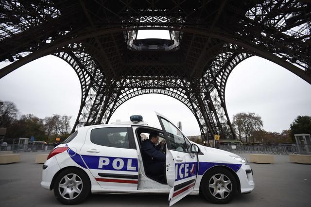 Police patrol in Paris at the Eiffel Tower, which has been closed to the public following the attacks. (AFP) Police patrol in Paris at the Eiffel Tower, which has been closed to the public following the attacks. (AFP)