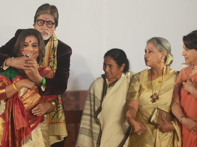 This is the first frame that Big B tried but Jaya Bachchan and Sharmila Tagore seem to have some suggestions to make. (AFP)