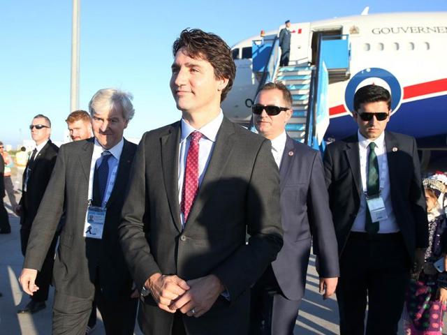 Canadian Prime Minister Justin Trudeau arrives to Antalya Airport before the meeting of leaders of the G20 developed nations summit, in Antalya. (AFP Photo) Canadian Prime Minister Justin Trudeau arrives to Antalya Airport before the meeting of leaders of the G20 developed nations summit, in Antalya. (AFP Photo)