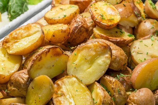 Crunchy-crispy-cancer: Roast potatoes, dark toasts can harm you ...