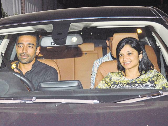 Robin Uthappa and Sheetal Gautam arrive for the birthday bash of Sania Mirza. (Photo: Yogen Shah/HT) Robin Uthappa and Sheetal Gautam arrive for the birthday bash of Sania Mirza. (Photo: Yogen Shah/HT)