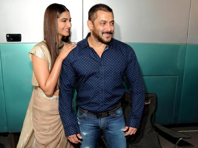 onam Kapoor and Salman Khan attend a promotional event for Prem Ratan Dhan Payo. (AFP)