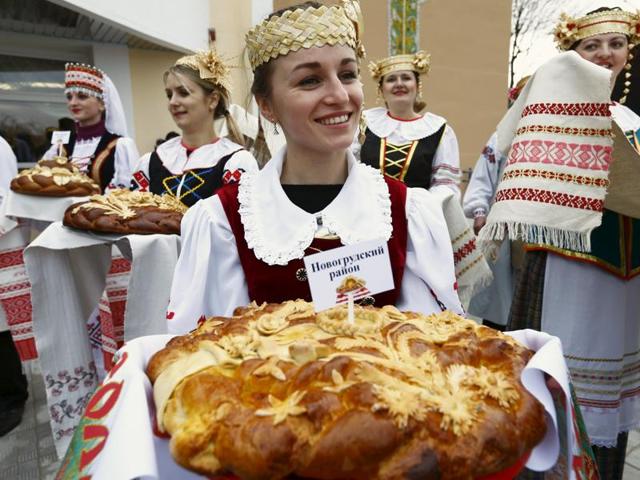Dozhynki is hosted by different towns across Belarus. The town of Dyatlovo is hosting it this time. (REUTERS)