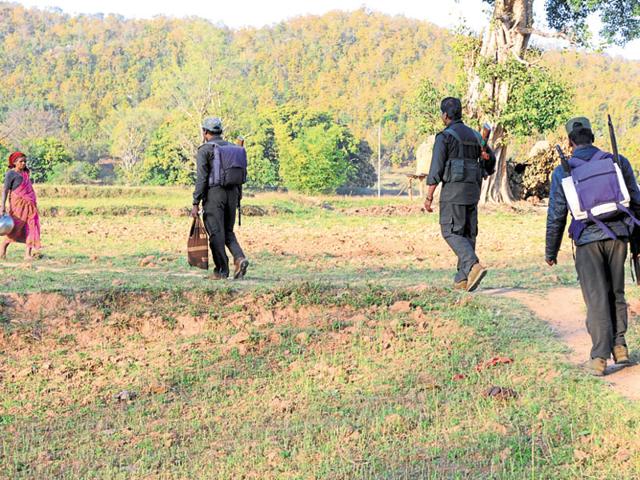 Slogans written by Maoists at a government school in Jharkhand.(Parwaz Khan/HT Photo)