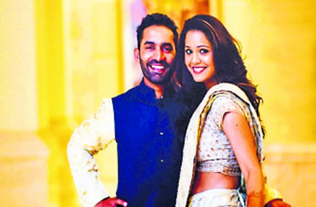 Dinesh Karthik with Dipika Pallikal.