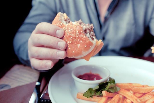 Six men were fed 6,000 calories a day of pizza, burgers and other junk food and it took only two days for their bodies to show signs of serious diseases. (Shutterstock) Six men were fed 6,000 calories a day of pizza, burgers and other junk food and it took only two days for their bodies to show signs of serious diseases. (Shutterstock)