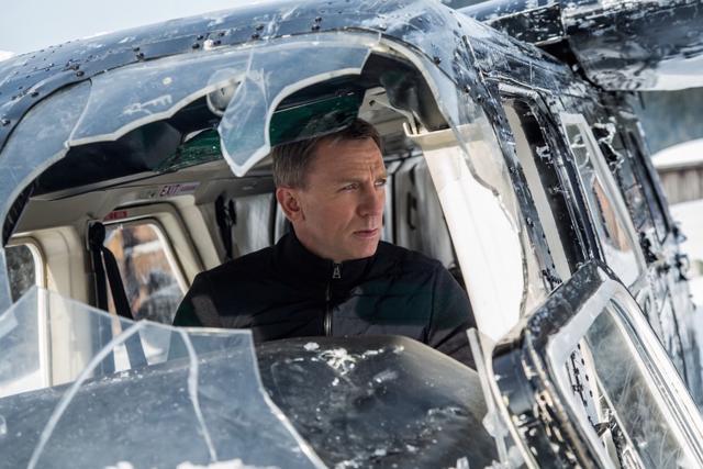 Daniel Craig’s Spectre has got mixed reviews after the excellent Skyfall. Daniel Craig’s Spectre has got mixed reviews after the excellent Skyfall.