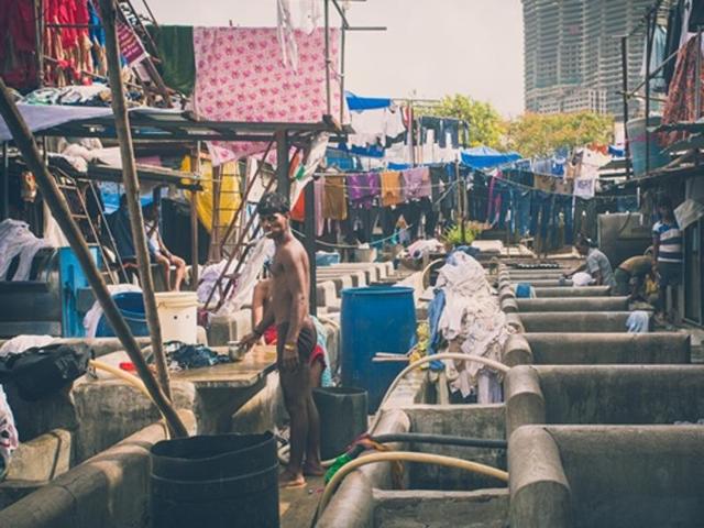 The day ahead: Workers getting ready for a long day of laundry (Photo: Vipul Prasad) 