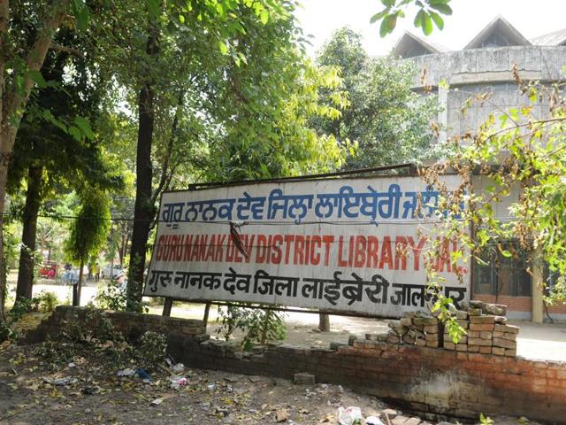 The library has not received any maintenance grant for around 25 years. (HT Photo) The library has not received any maintenance grant for around 25 years. (HT Photo)