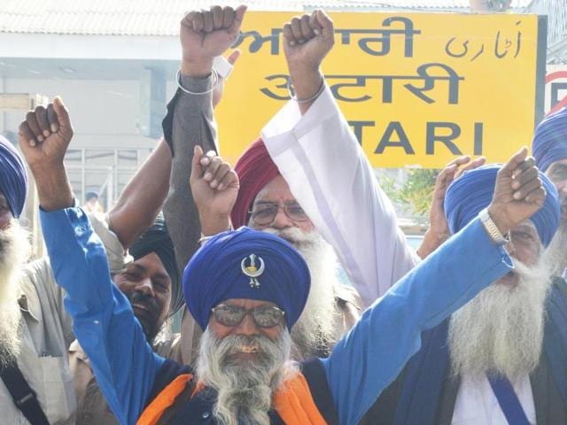 The SGPC jatha is being led by Gurmit Singh Bhooh, an SGPC member, with Amarjit Singh Bhalipur as the deputy leader. (Sameer Sehgal/HT Photo) The SGPC jatha is being led by Gurmit Singh Bhooh, an SGPC member, with Amarjit Singh Bhalipur as the deputy leader. (Sameer Sehgal/HT Photo)