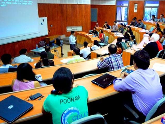 Students attending the class at the Indian Institute of Management, Kolkata in Kolkata, West Bengal.(HT file photo) Students attending the class at the Indian Institute of Management, Kolkata in Kolkata, West Bengal.(HT file photo)