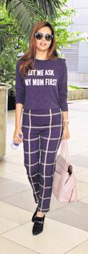 Sporty look that gives you inspiration for what to wear when you are travelling.