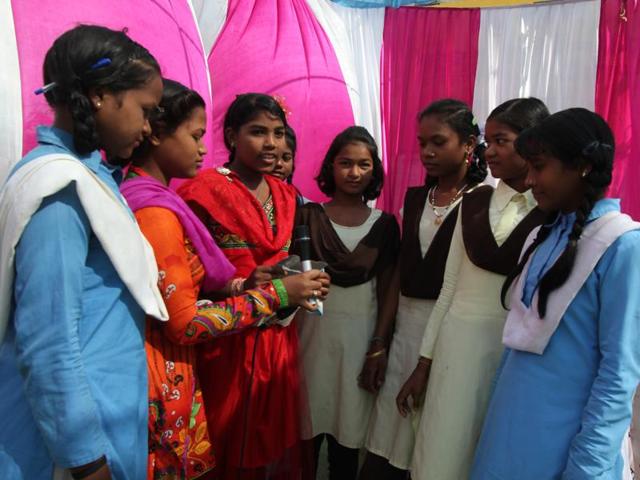 Children from Patalkot participate in an event on Universal Children’s Day at Chhindwara on Friday. (HT photo) Children from Patalkot participate in an event on Universal Children’s Day at Chhindwara on Friday. (HT photo)