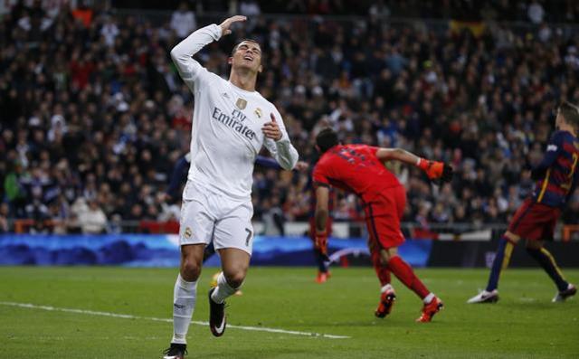 Cristiano Ronaldo looks dejected after missing a chance to score. (Reuters Photo) Cristiano Ronaldo looks dejected after missing a chance to score. (Reuters Photo)