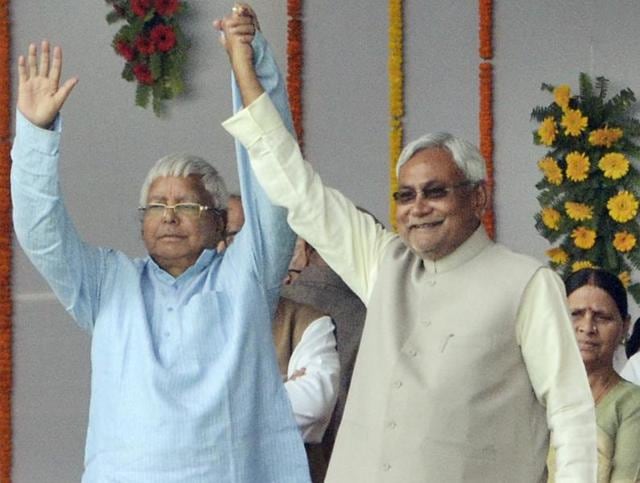 Lalu Yadav and Nitish Kumar during the oath taking ceremony at Gandhi Maidan. Nitish must ensure that his counterpart’s style of politics does not dominate Bihar under his watch as CM. (HT Photo) Lalu Yadav and Nitish Kumar during the oath taking ceremony at Gandhi Maidan. Nitish must ensure that his counterpart’s style of politics does not dominate Bihar under his watch as CM. (HT Photo)