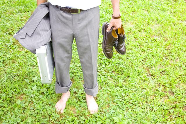 Exercises consisting of shortening the foot by squeezing the ball of the foot towards the heel can be done anywhere at any time. (Shutterstock) Exercises consisting of shortening the foot by squeezing the ball of the foot towards the heel can be done anywhere at any time. (Shutterstock)