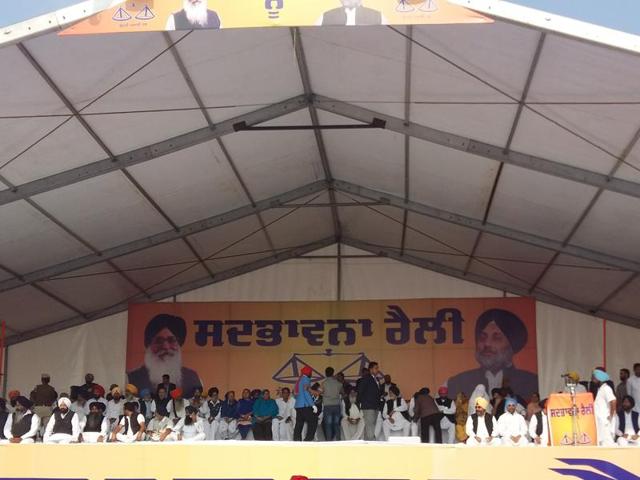 Monday’s show of strength was crucial for the party to bounce back as it was being held in the backdrop of two-month-long public unrest and anger, primarily against the ruling SAD. (HT Photo) Monday’s show of strength was crucial for the party to bounce back as it was being held in the backdrop of two-month-long public unrest and anger, primarily against the ruling SAD. (HT Photo)