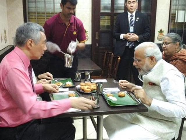 When Modi had ‘chai and vada pe charcha’ with Singapore PM