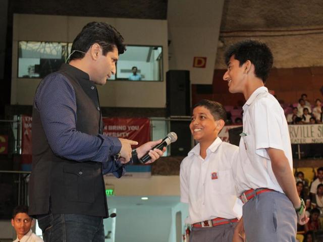 The audience round generated lot of excitement with Rajiv Makhni going around the auditorium and throwing a volley of questions at the audience. (HT PACE)