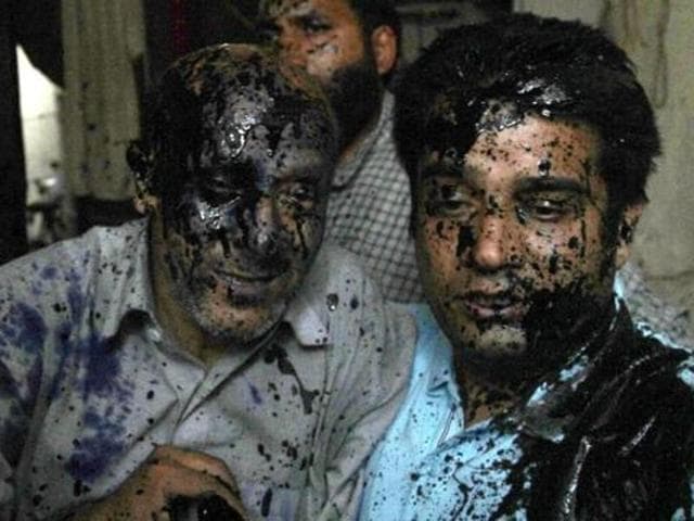 File photo of Jammu and Kashmir MLA Engineer Rashid (left) after an ink attack in New Delhi earlier in October. (HT Photo) File photo of Jammu and Kashmir MLA Engineer Rashid (left) after an ink attack in New Delhi earlier in October. (HT Photo)