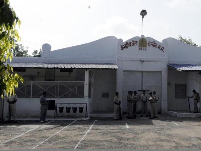 Though most inmates may have taken up yoga to take a few days off their sentence, this exercise for the mind and body appears to be doing them much good.(Shankar Mourya/HT file photo) Though most inmates may have taken up yoga to take a few days off their sentence, this exercise for the mind and body appears to be doing them much good.(Shankar Mourya/HT file photo)