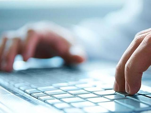 (Representative image) We should lower the cost of spectrum and right of way to provide cheaper access to the internet.(AFP Photo via Shutterstock) (Representative image) We should lower the cost of spectrum and right of way to provide cheaper access to the internet.(AFP Photo via Shutterstock)