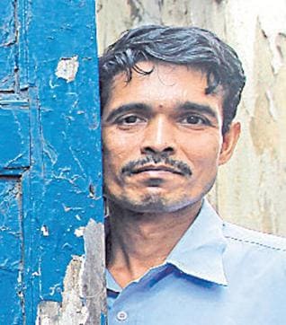 Bharat gujjar, kitchen supervisor, injured at a café (HT photo) Bharat gujjar, kitchen supervisor, injured at a café (HT photo)