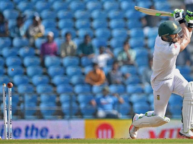 South Africa’s Faf du Plessis is bowled by Ravindra Jadeja. (PTI Photo) South Africa’s Faf du Plessis is bowled by Ravindra Jadeja. (PTI Photo)