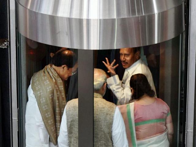 Prime Minister Narendra Modi along with Lok Sabha speaker Sumitra Mahajan, deputy speaker M Thambidurai and parliamentary affairs Minister Venkaiah Naidu in an elevator after the inauguration of an exhibition on making of the Constitution by the Constituent Assembly. (PTI)