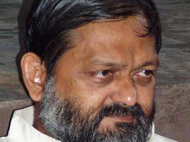 Haryana health minister Anil Vij told Fatehabad superintendent of police (SP) Sangeeta Kalia to “get out” from the venue of the meeting.(HT Photo) Haryana health minister Anil Vij told Fatehabad superintendent of police (SP) Sangeeta Kalia to “get out” from the venue of the meeting.(HT Photo)