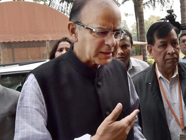 Union finance minister Arun Jaitley arrives for the first day of winter session of Parliament.(PTI)