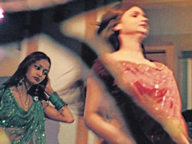 Dance bars may reopen soon after the Supreme Court's verdict staying the Maharashtra government’s appeal. (File Photo) Dance bars may reopen soon after the Supreme Court's verdict staying the Maharashtra government’s appeal. (File Photo)